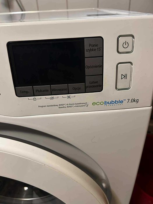 Pralka Samsung Eco Bubble WF70F5E3W2W