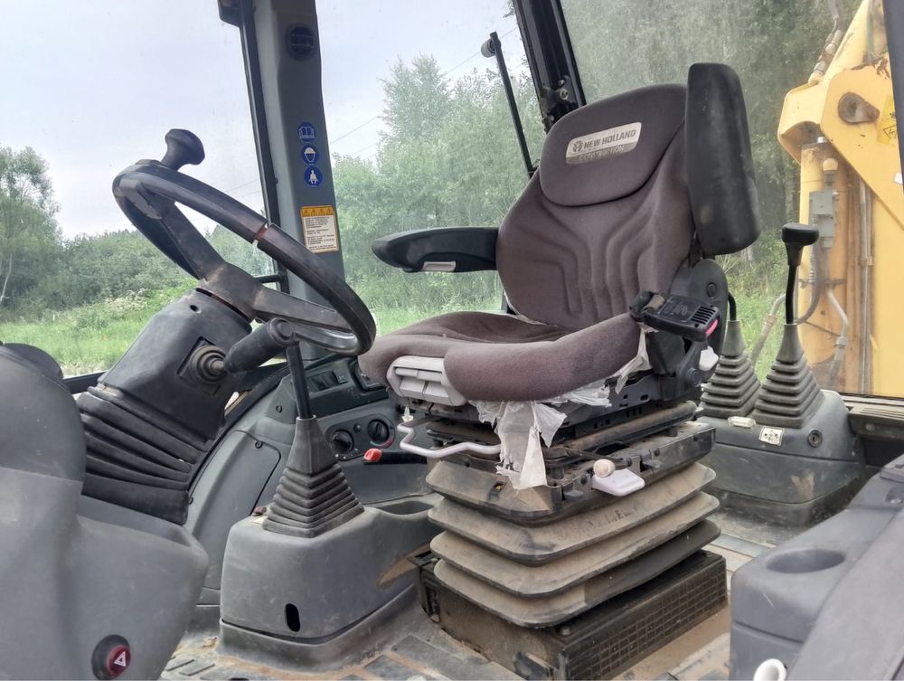 Kopatko ladowarka New holland LB110 Klima Umowa 5100MTH