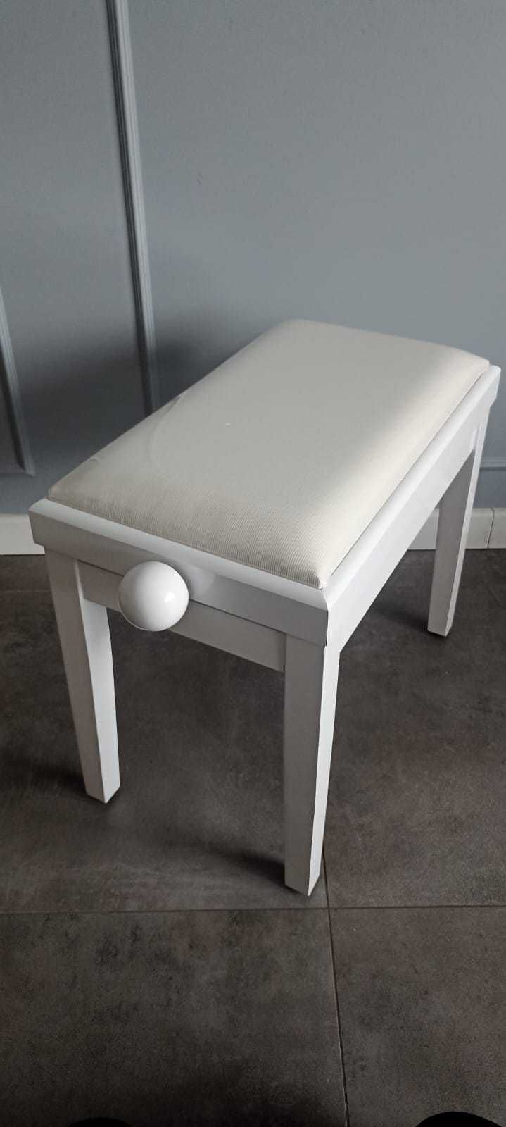 Ława stołek do pianina biały wysoki połysk siedzisko 55x32 cm OPIS