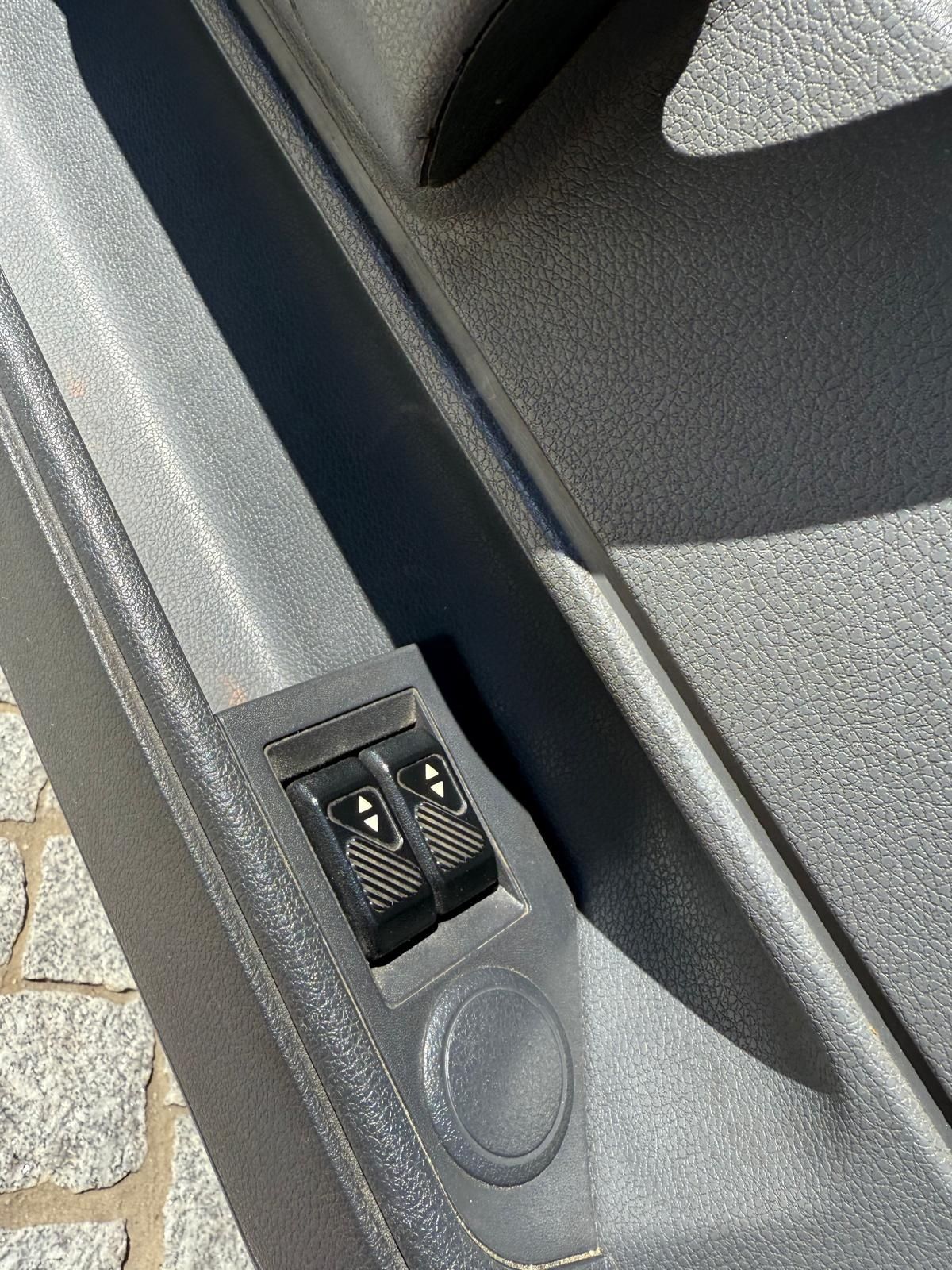 Renault clio 1996