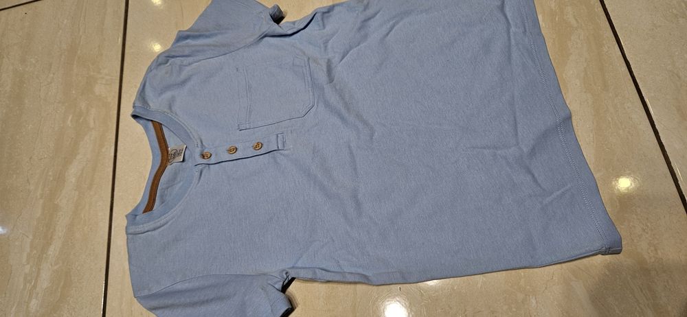 Sprzedam koszulkę dla chłopca  rozmiar 128