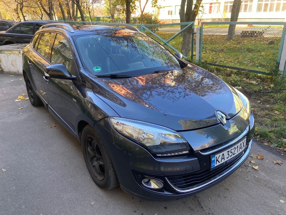 Рено меган 3  Bose універсал