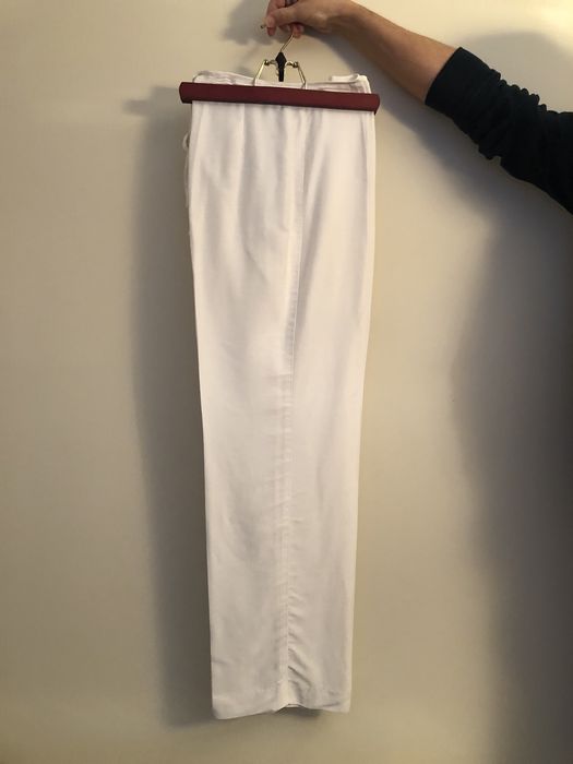 Calcas brancas da Stefanel.