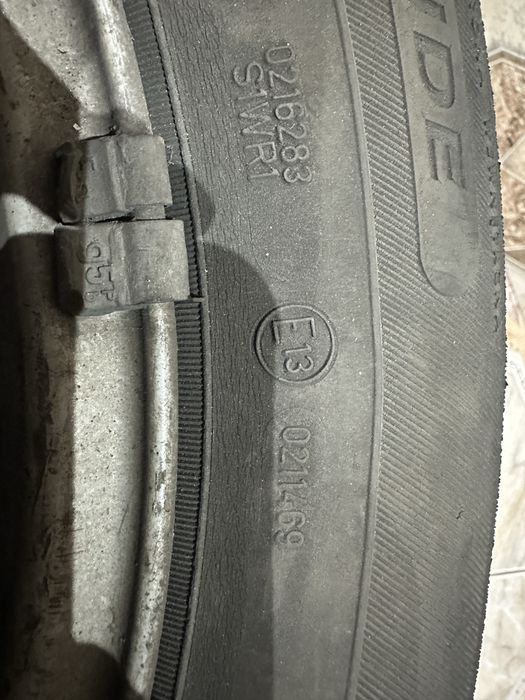 Felgi Opel z oponami Dębica 4 szt.