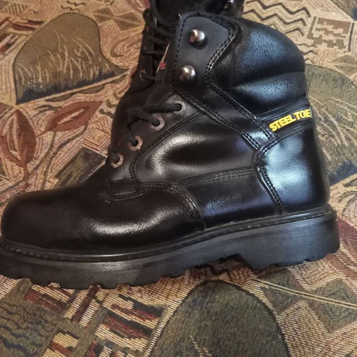 Продам б.у ботинки рабочие BRAHMA 39 р