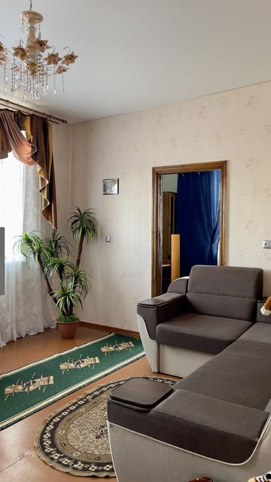 Продаж двох кімнатноі квартири