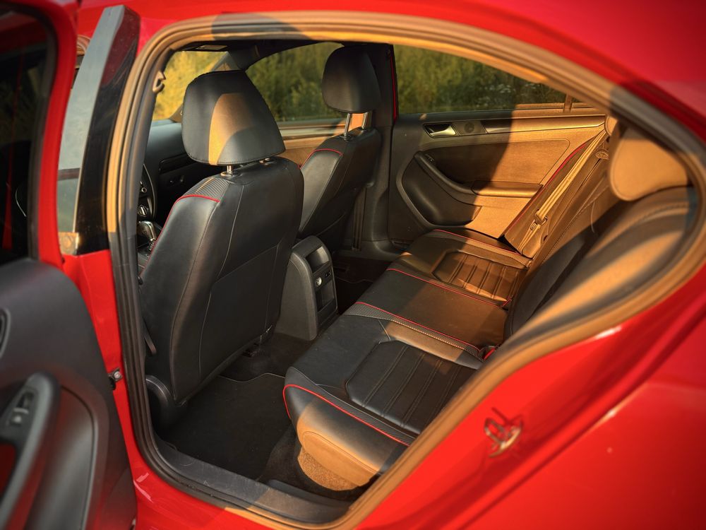 Volkswagen Jetta 2014 VI 2.0 TSI (211 K.с.) GLI