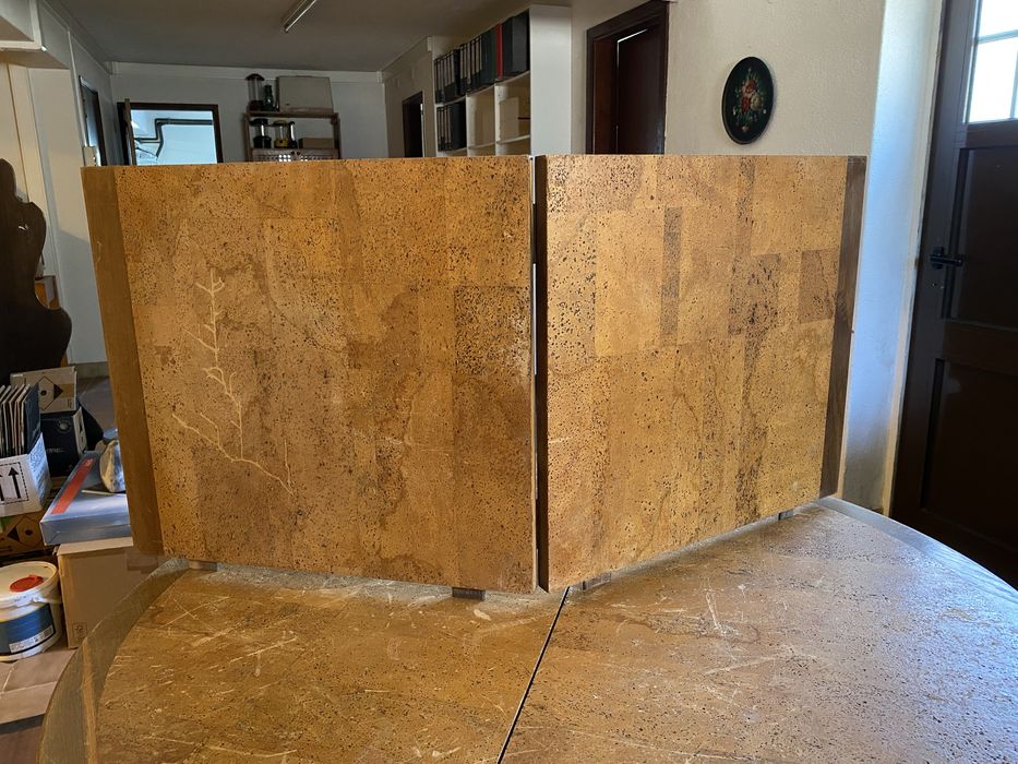 Mesa Antiga de Pinho Maciço e Cortiça