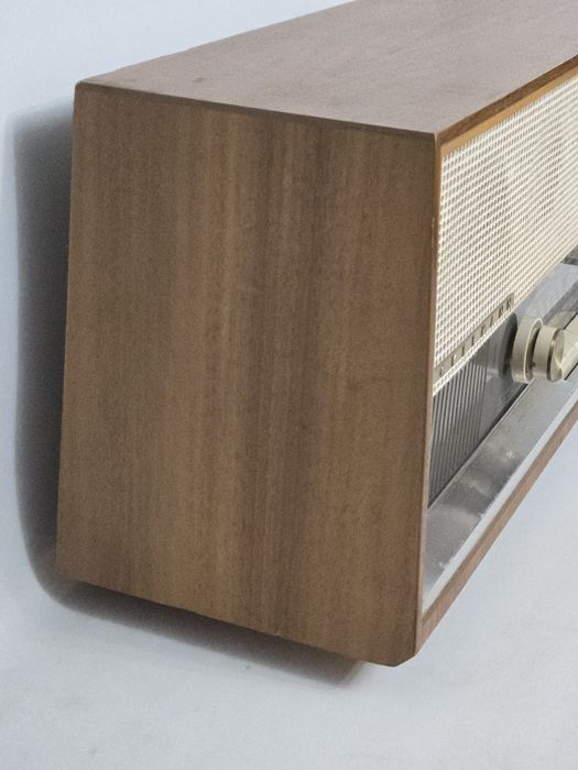 Rádio antigo reparado Neckermann