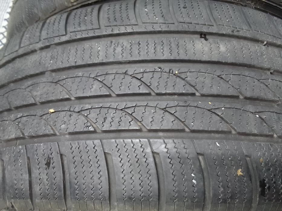 Cena za 2 Opony zimowe 215/50r17 TROCMAK 2020r
