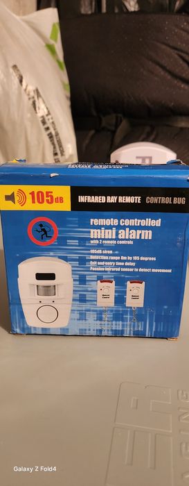 Mini Alarm 105 Decybeli na pilota z czujnikiem ruchu