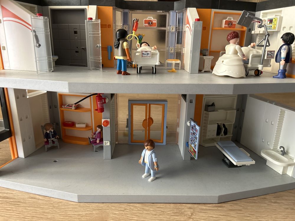 Playmobil szpital 70190