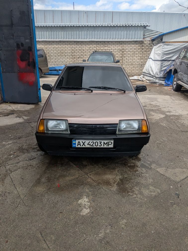 Продам ВАЗ 21093