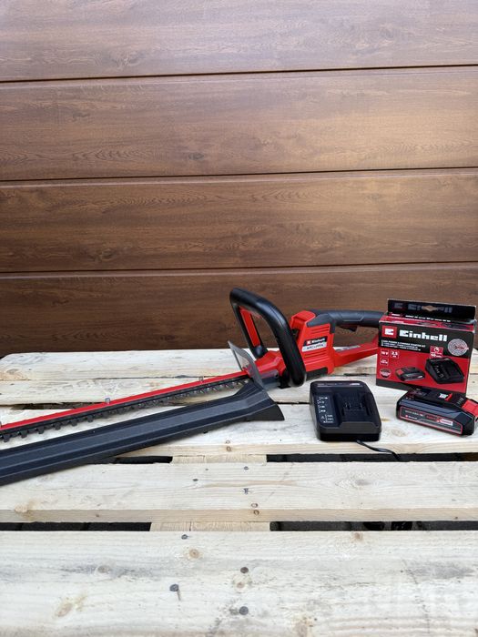 Nożyce do żywopłotu 55cm aku 2,5ah einhell arcurra