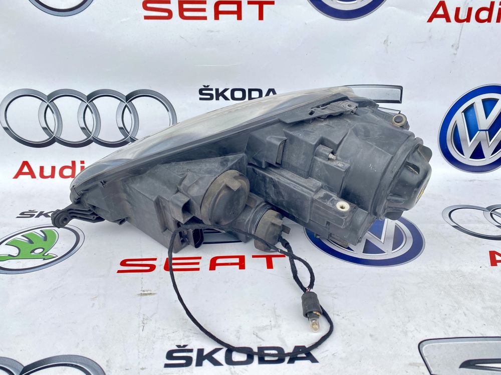 Фара ліва xnenon ксенон Volkswagen Jetta Golf 5 V 2003-2008