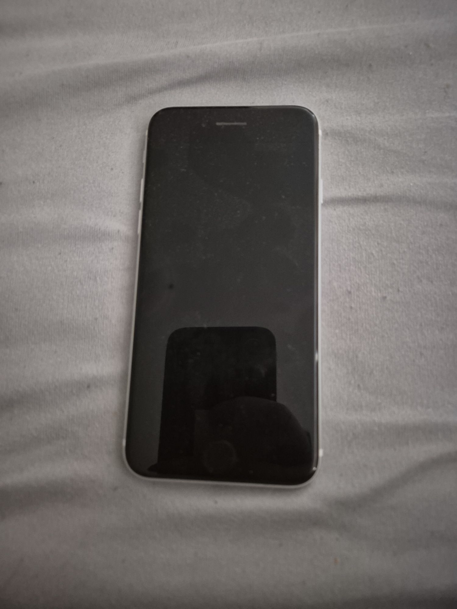 iPhone SE 2020. 128GB 4.7" Biały