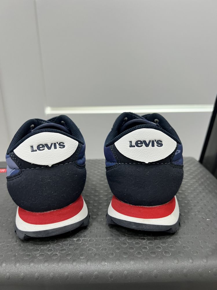 NOWE buty chłopięce LEVI’S