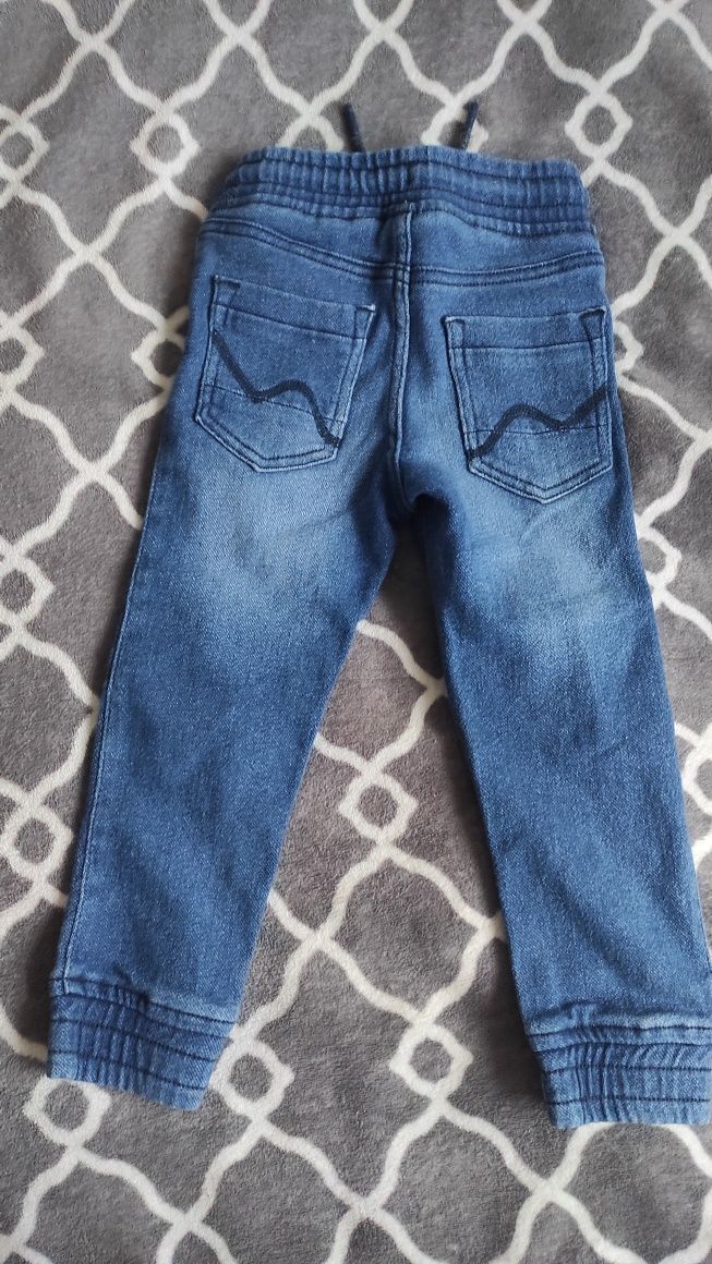 Spodnie jeansowe dżinsowe 98/104 Lupilu Lidl elastyczne jeansy dżinsy