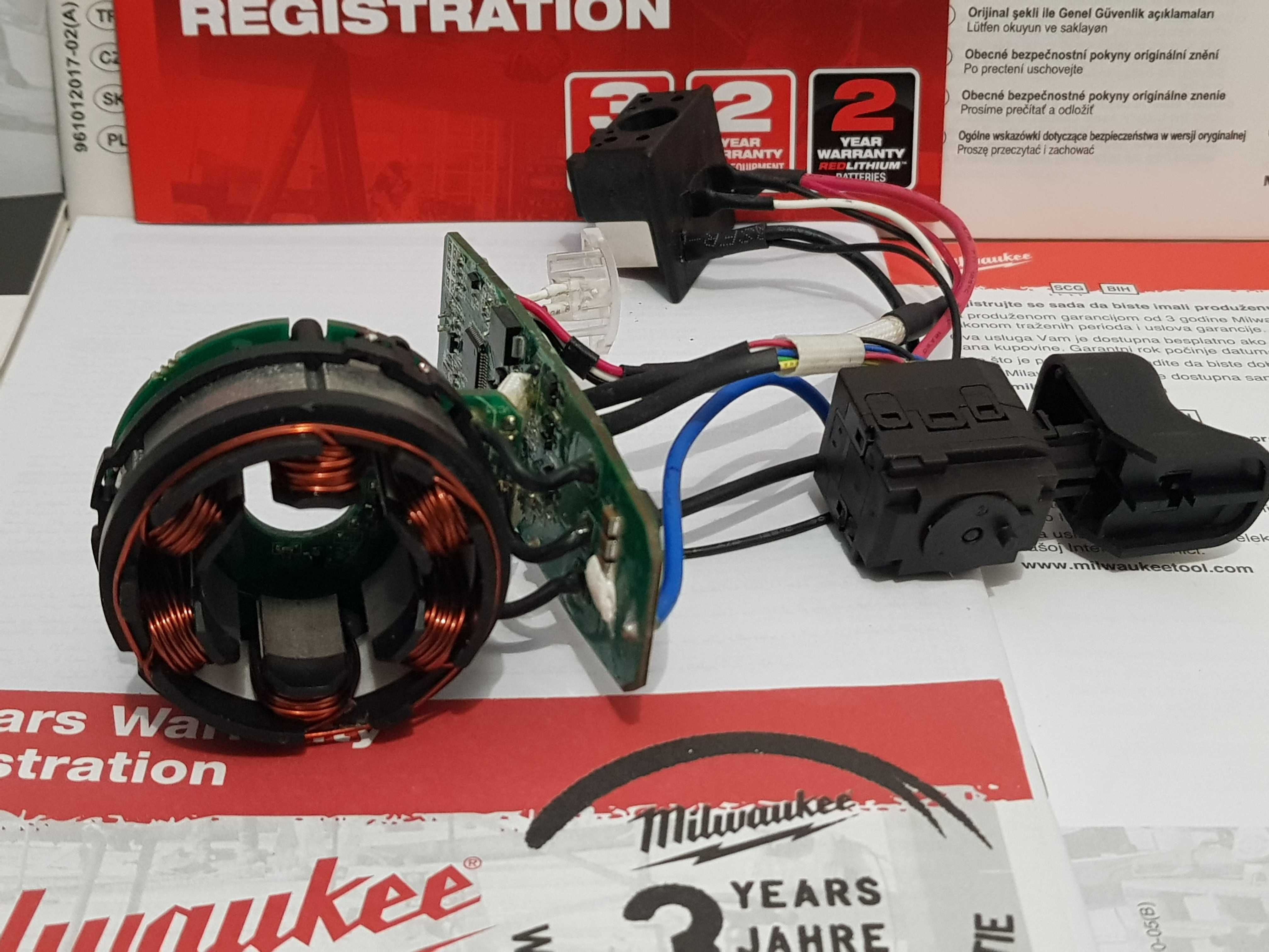 Stojan +wylacznik do MILWAUKEE M18 CBLPD wkrętarka