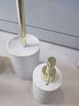 Conjunto WC Dourado