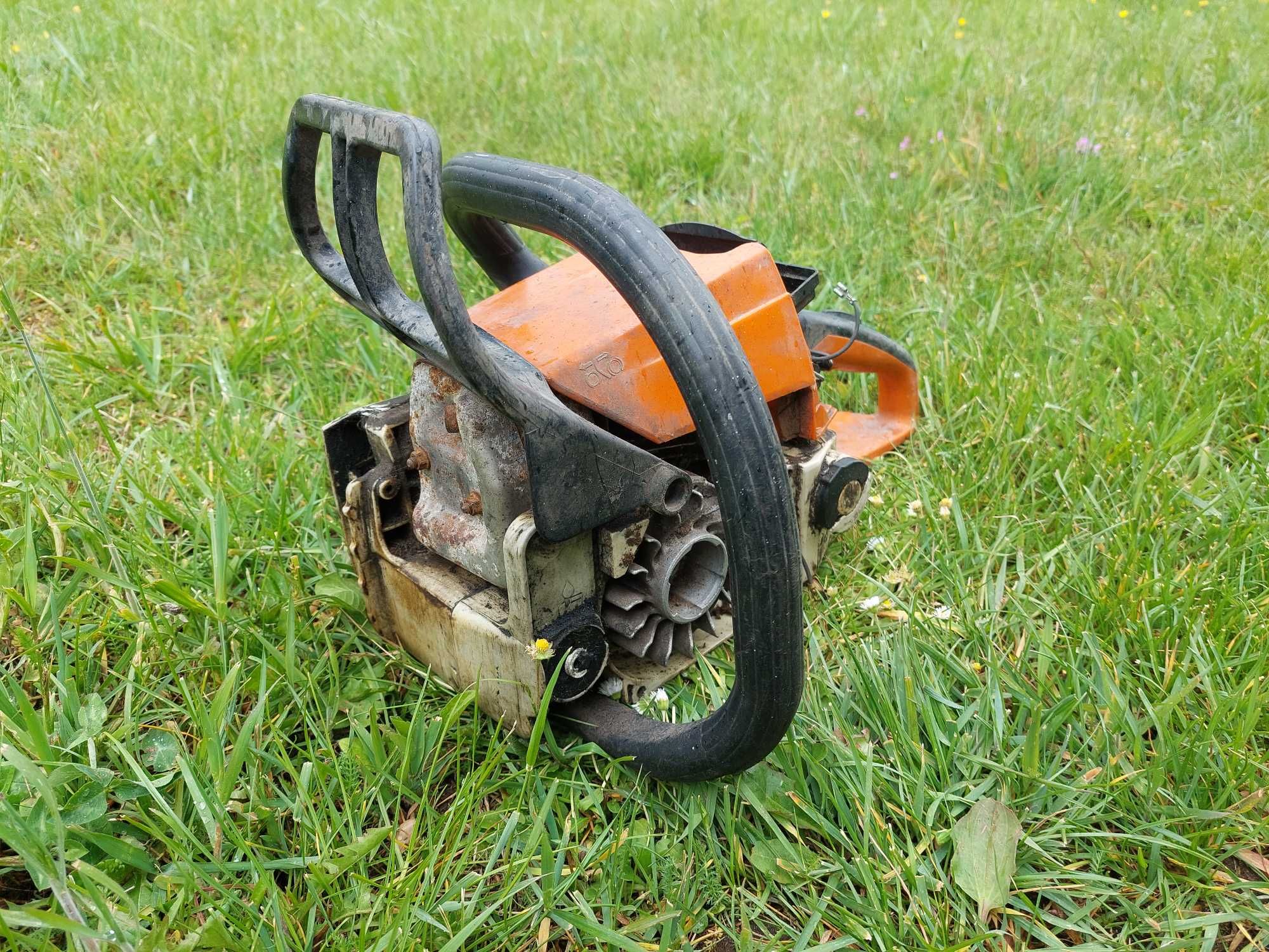 Piła, pilarka spalinowa Stihl MS230 z Niemiec