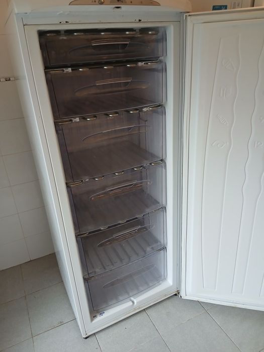 Arca congeladora vertical