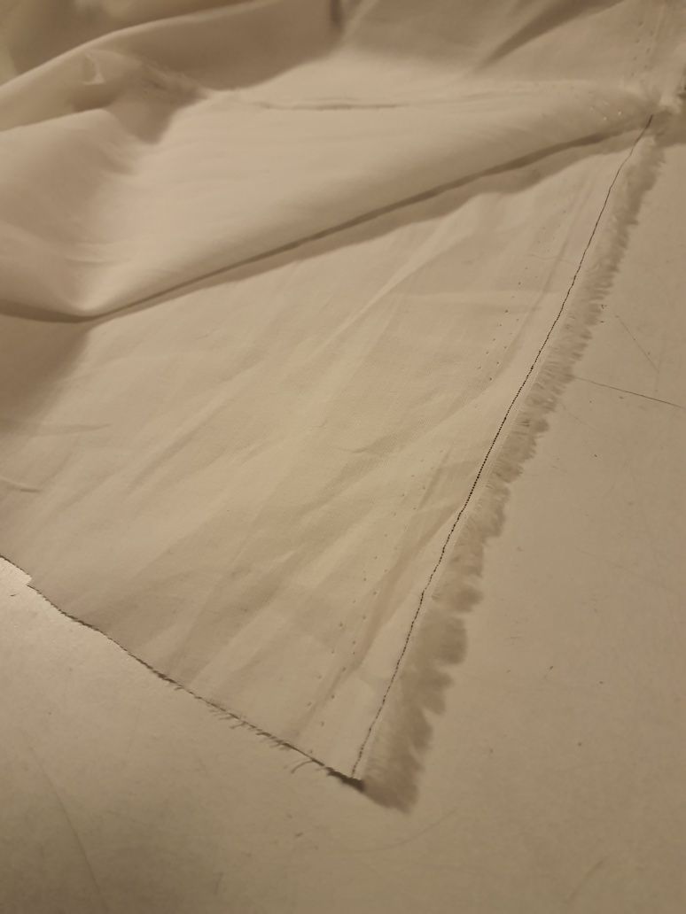Tkanina bawełna biała szer.142 cm.