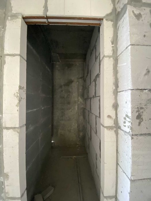 Пропонується до продажу 2-х кімнатна квартира в центрі. Лариса