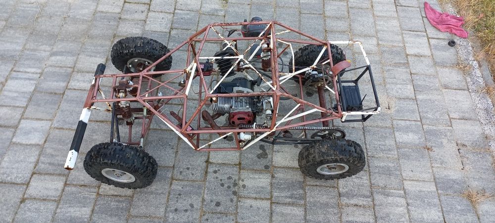 Samochód na pilota niedokończony projekt