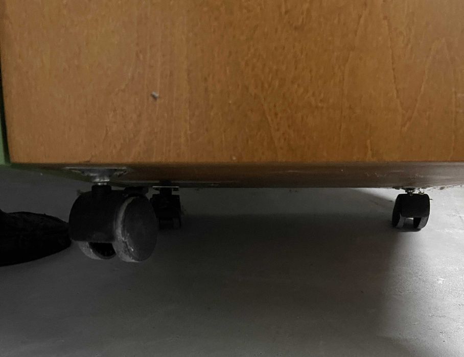 Modulo de Gavetas com Rodas