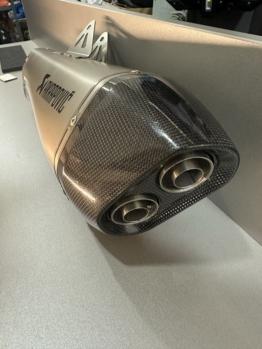Akrapovic Husqvarna 701 Enduro (NOVO)