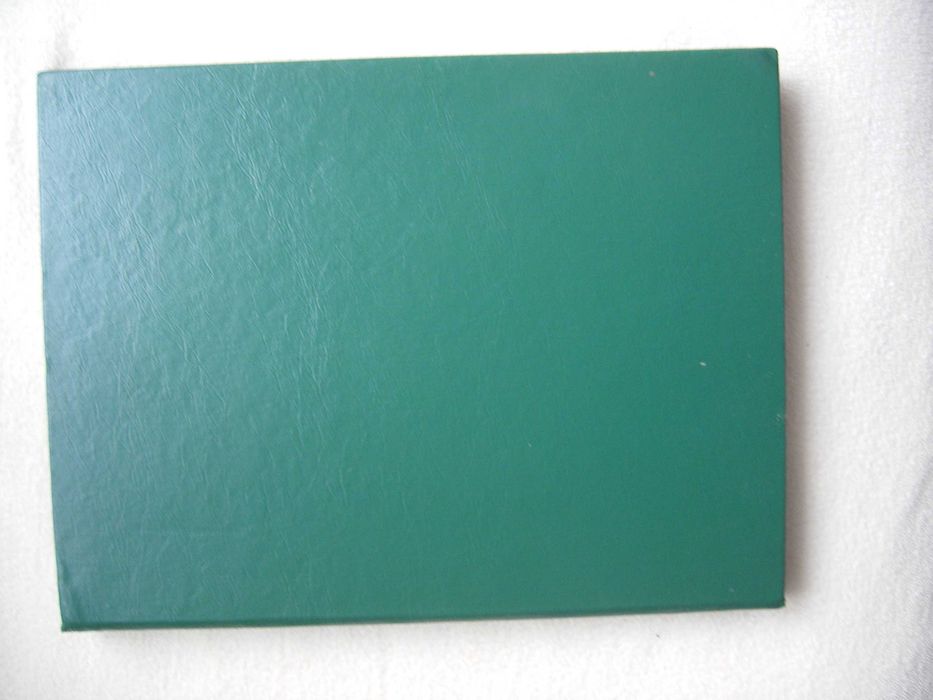 Klaser stare znaczki pocztowe PRL lata 80-90 Filatelistyka