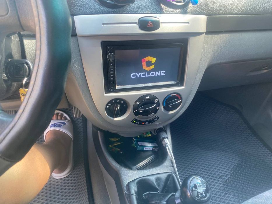 Продам автомобиль chevrolet laccetti хэтчбек