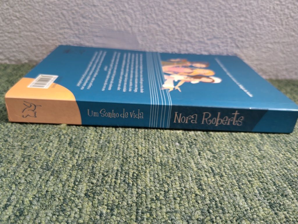 Livro "Um Sonho de Vida" de Nora Roberts