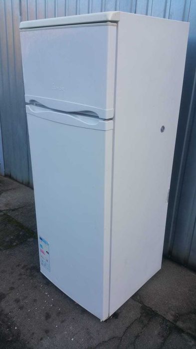 Lodówka z zamrażalnikiem Luxor