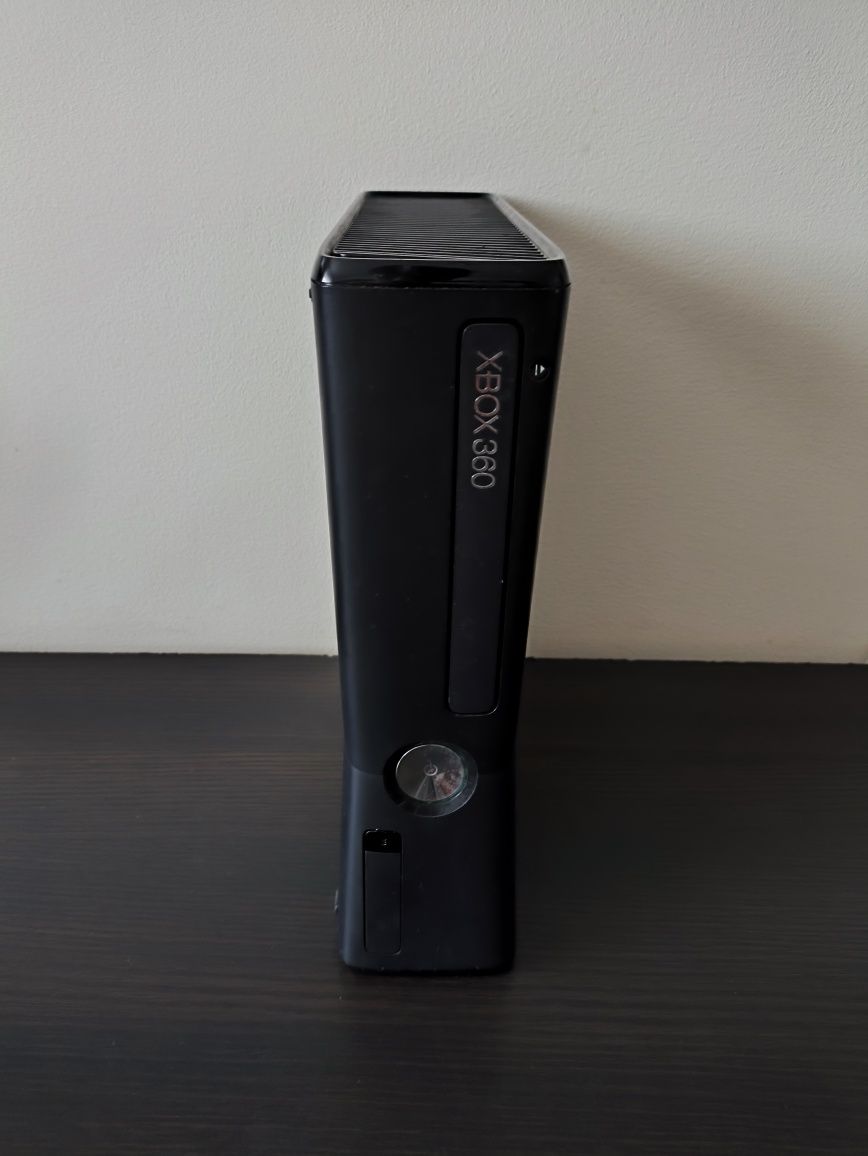 Xbox 360 S. 67 игар