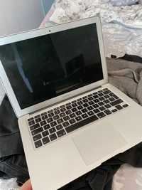 MacBook Air srebrny nowa bateria stan b. dobry, kondycja idealna