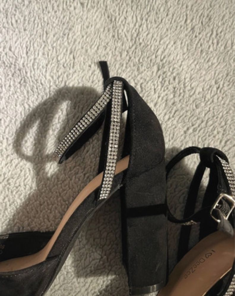 buty na slupku  wieczorowe