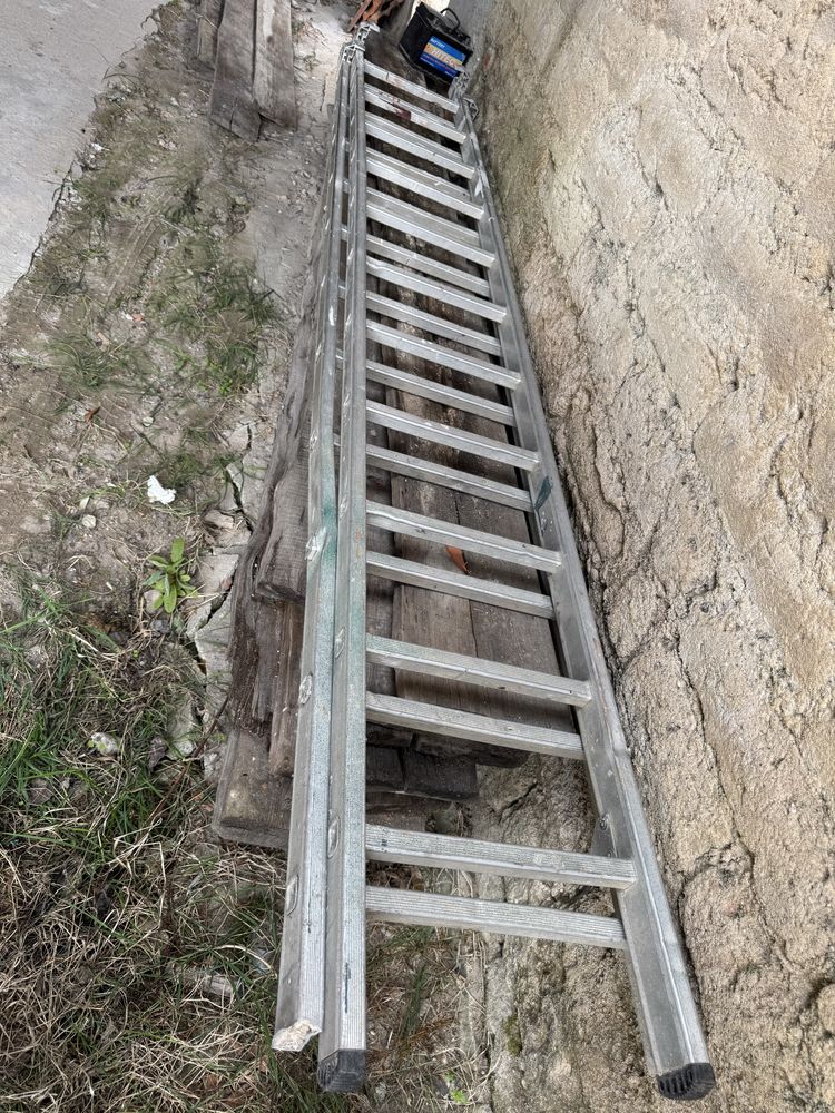 Escada de aluminio