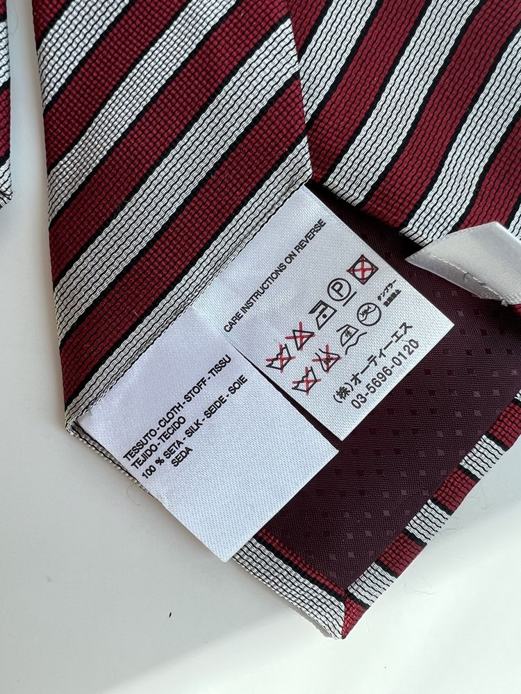 Продам жіночий галстук MaxMara