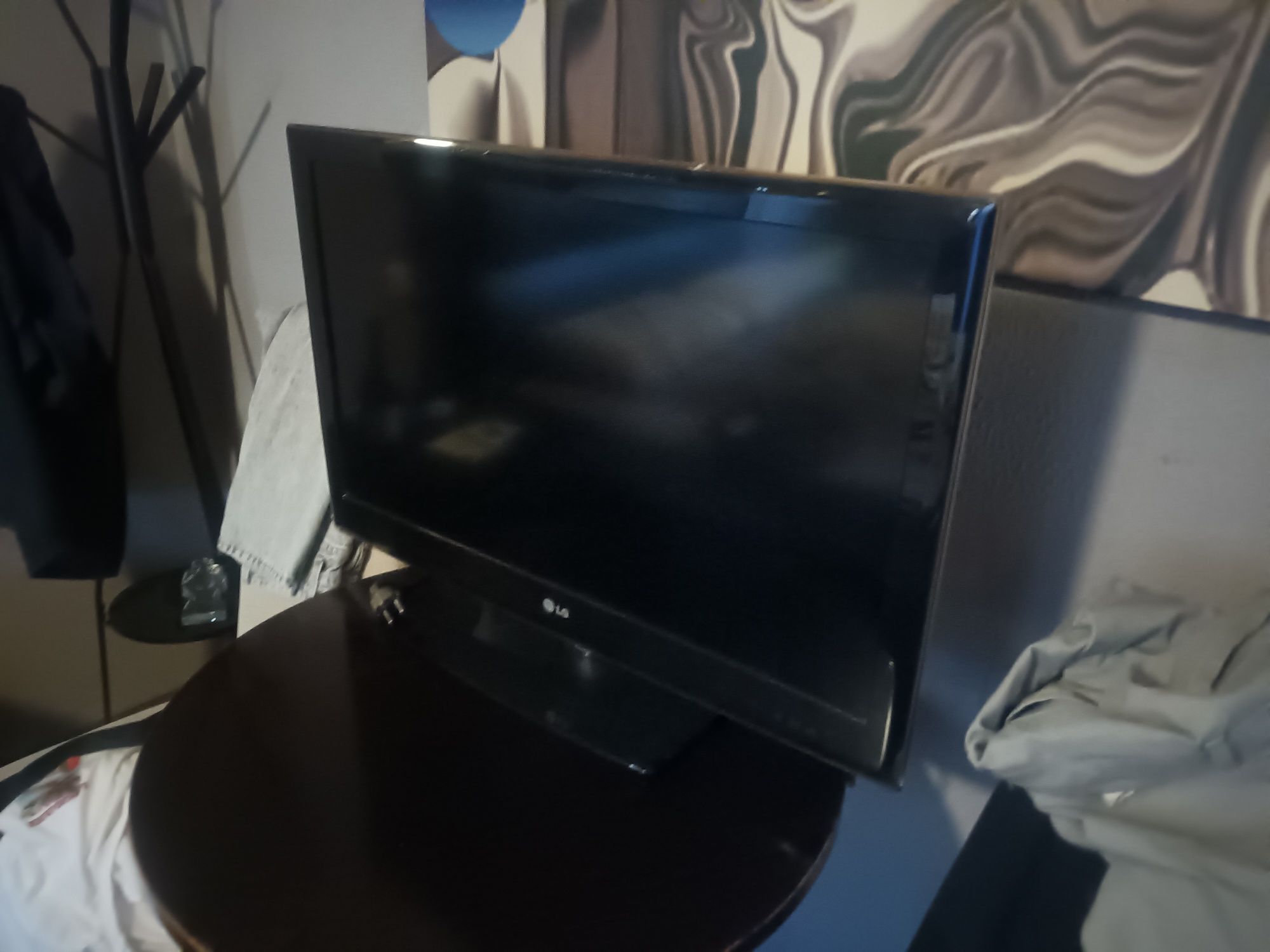 Tv sala ou quarto grande