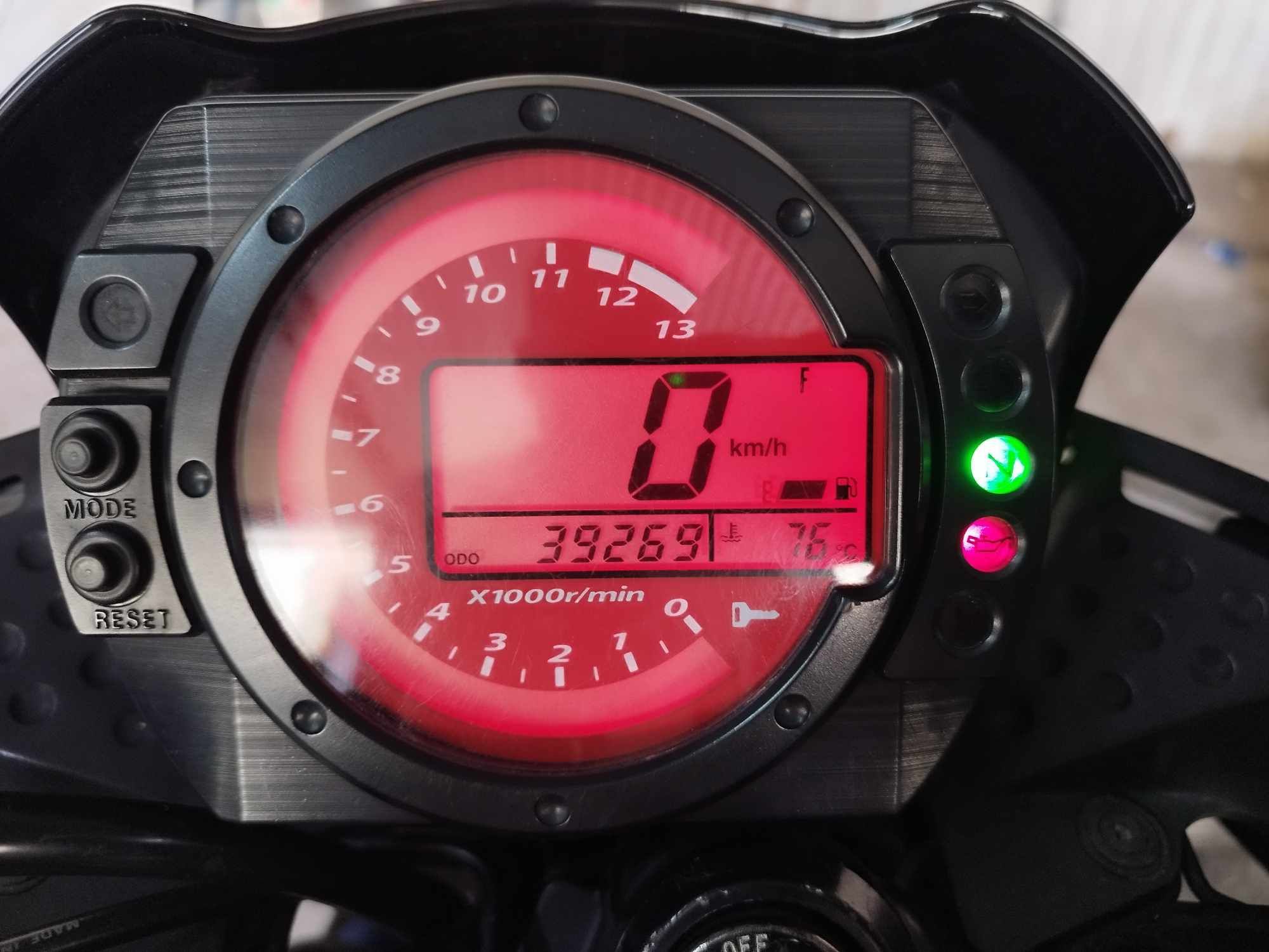 Kawasaki Ninja Z750 r