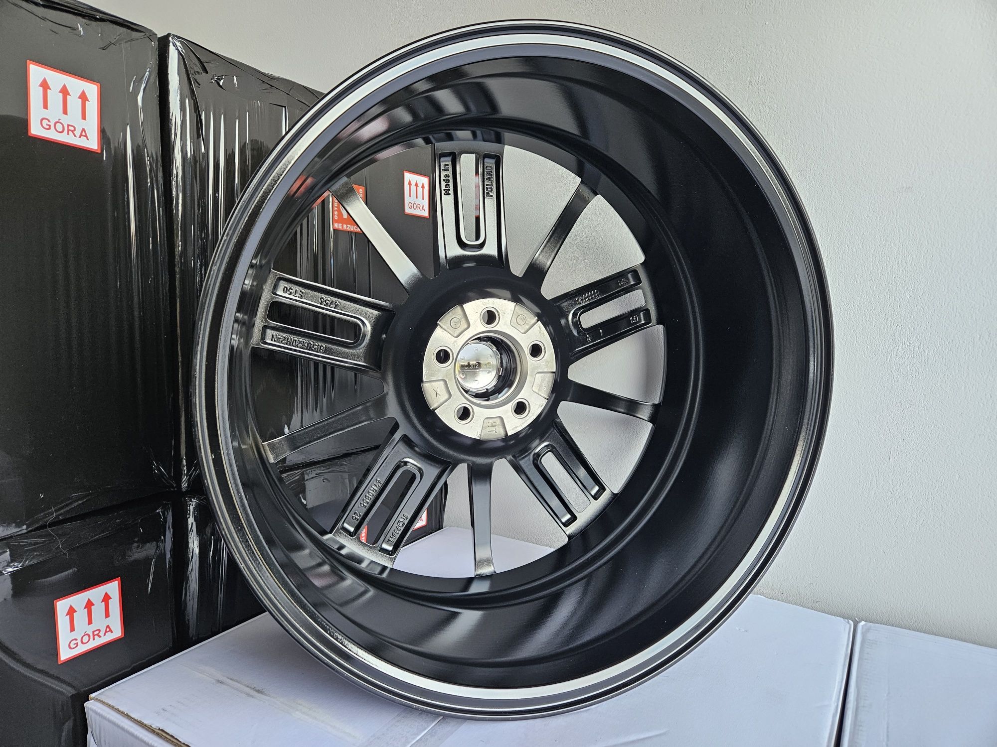 Volvo 19 " Nowe 5x108 XC60 XC70 S80 V70 S60 V60 Felgi Czarne Alufelgi