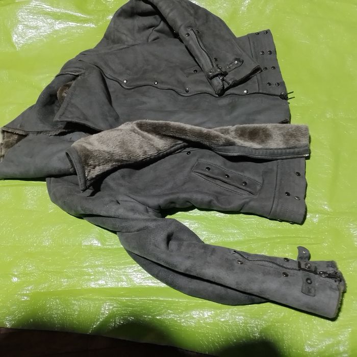 1=2Две.H&M. Зима осень лаковая.куртка-дубленка-шубка .44-48