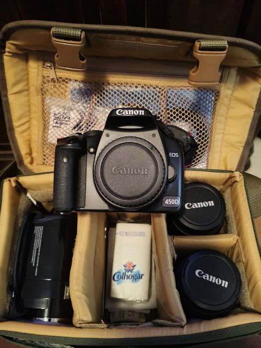 Máquina Fotográfica  muito pouco usada está como nova,