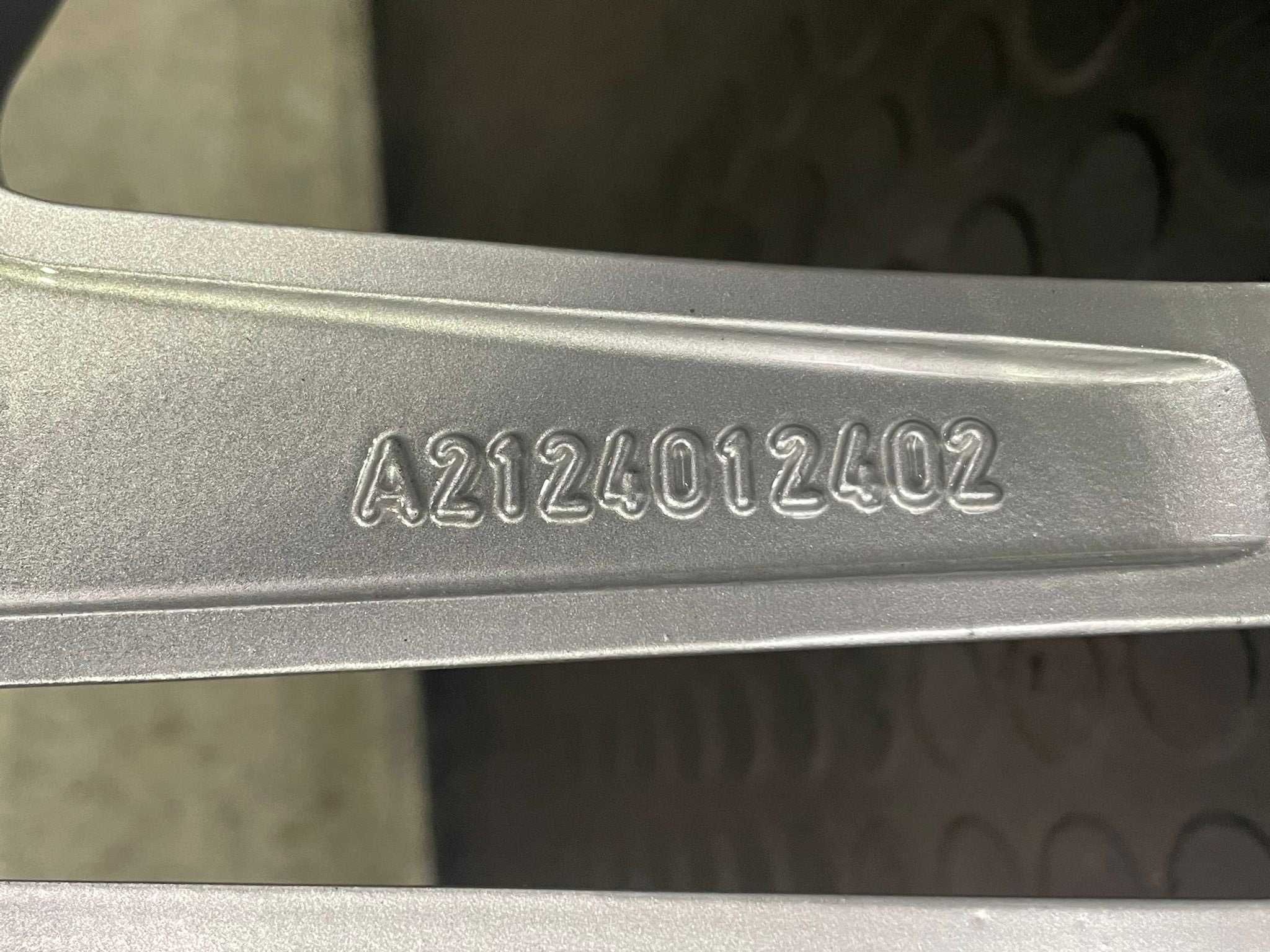 Jantes 18 originais Mercedes-Benz AMG (Furação 5x112) 9Jx18H2 ET54