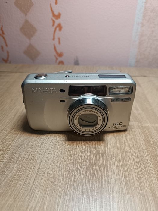 Фотоаппарат Minolta 160 Riva zoom date. Запчасти.