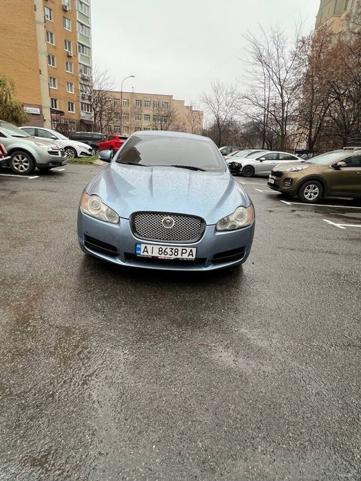 Продам терміново jaguar XF 3,0 148к пробігу