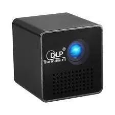 Кишеньковий мініпроєктор UNIC P1 micro SD