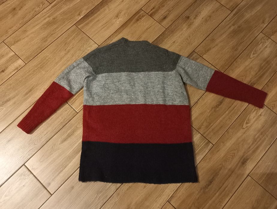 Sweter sweterek kardigan r 134/140